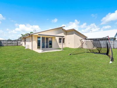 22 Galleon Circuit, Bucasia