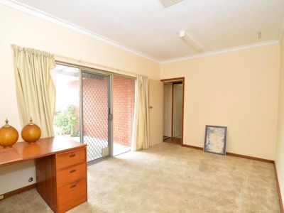 28 Edgewater Road, Salter Point