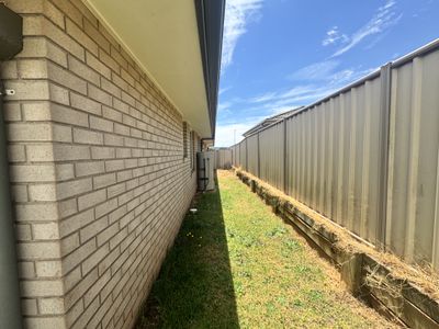39 Frangipani Drive, Kingaroy