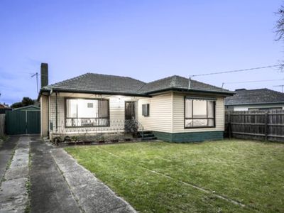 16 Arunta Crescent, Clarinda