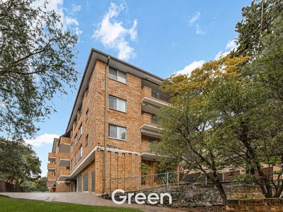 1 / 33 Meadow Crescent, Meadowbank