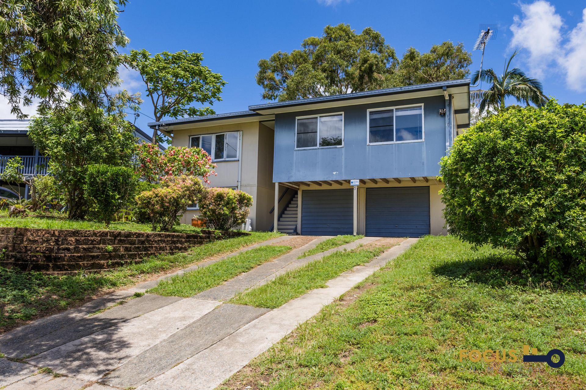 8 Eagle Street, Slade Point