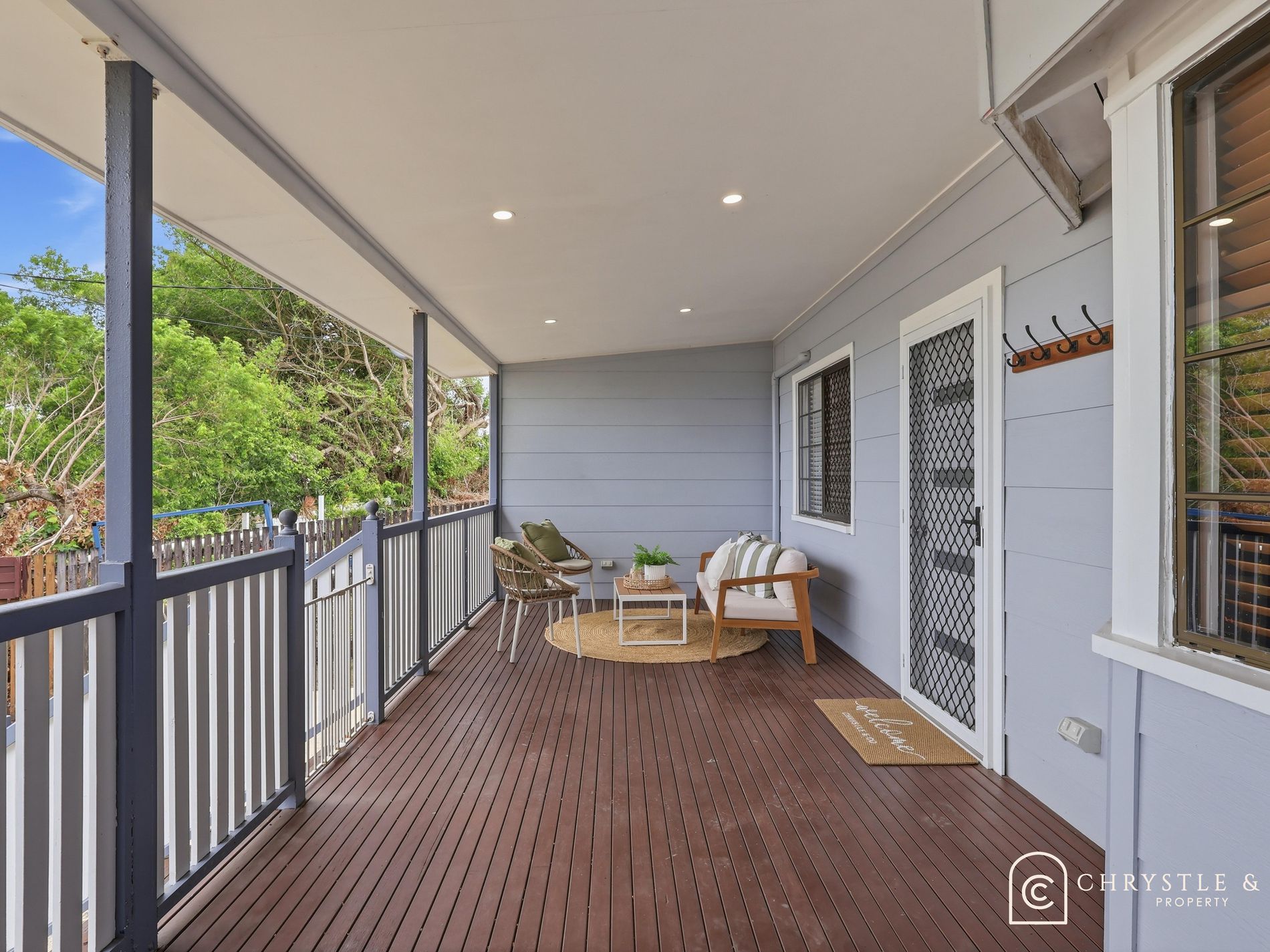 7 Hill End Road, Glenella