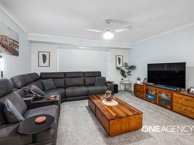 8 Cobbin Cct, Redbank Plains