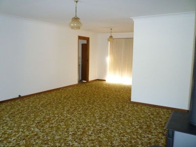 8 Wyoming Avenue, Burrill Lake