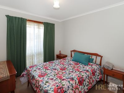 1 / 5 Penny Avenue, Horsham