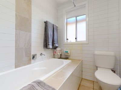 105 Thompson Street, Dubbo