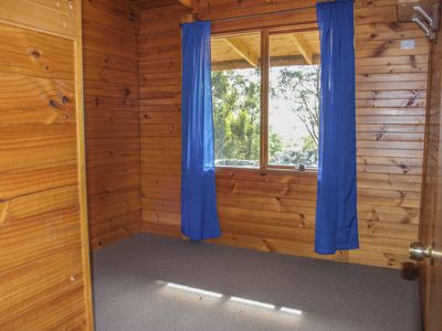 323 Dulcia Road, Gordon