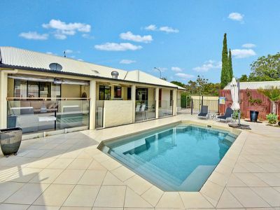 18 Maldives Place, Parrearra