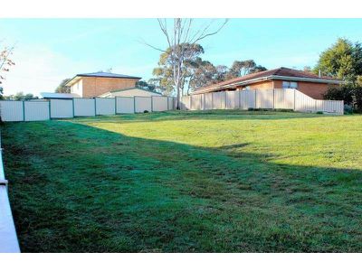 5 Nesbit Court, Castlemaine