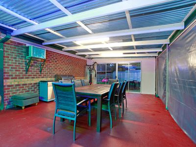 9 England Walk, Narre Warren South