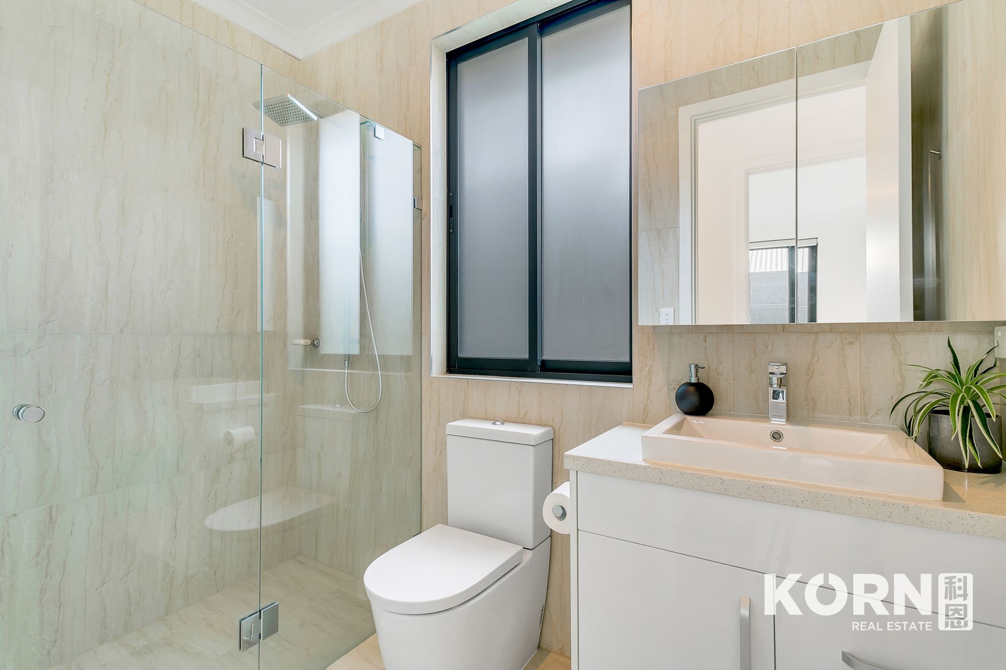 15B Jury Avenue, Rostrevor