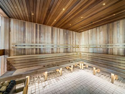 2101 / 117 Bathurst Street, Sydney