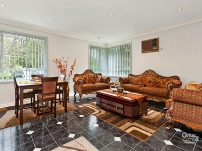 123 Holm Park Road, Beaconsfield