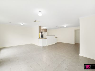 1 Triton Street, Dunlop