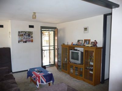 890 Howe Place, North Albury