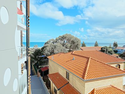 3 / 285 West Coast Highway, Scarborough