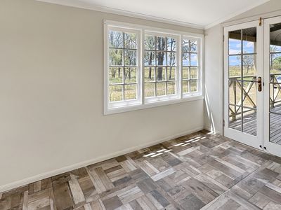 27 Fielding Road, College View