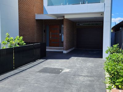 6 Cecil Street, Guildford