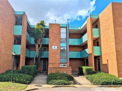 9a / 62 Wattle Street, Lyneham