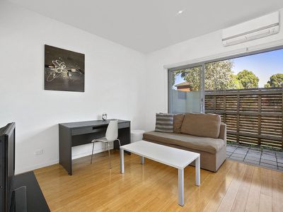 37 Waxflower Crescent, Bundoora
