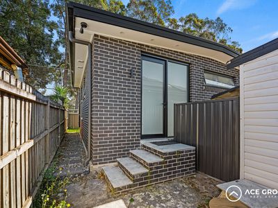 16a Vineyard Avenue, Smithfield