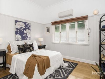 11 Kenilworth Avenue, Hyde Park