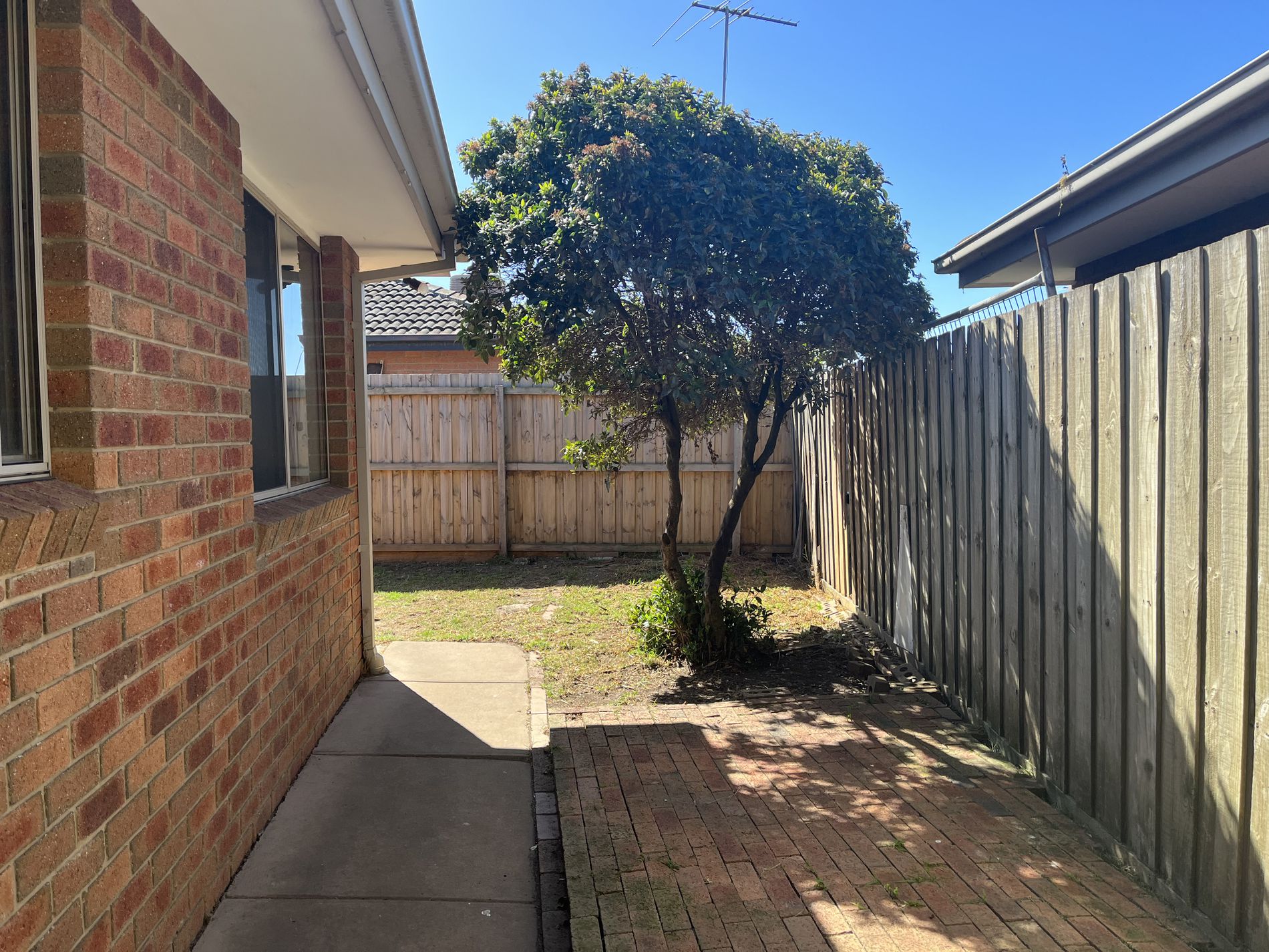 2 Nireeda Close, Moolap