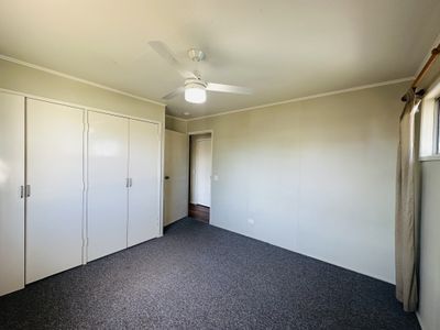 25 Sedgman Street, Moranbah