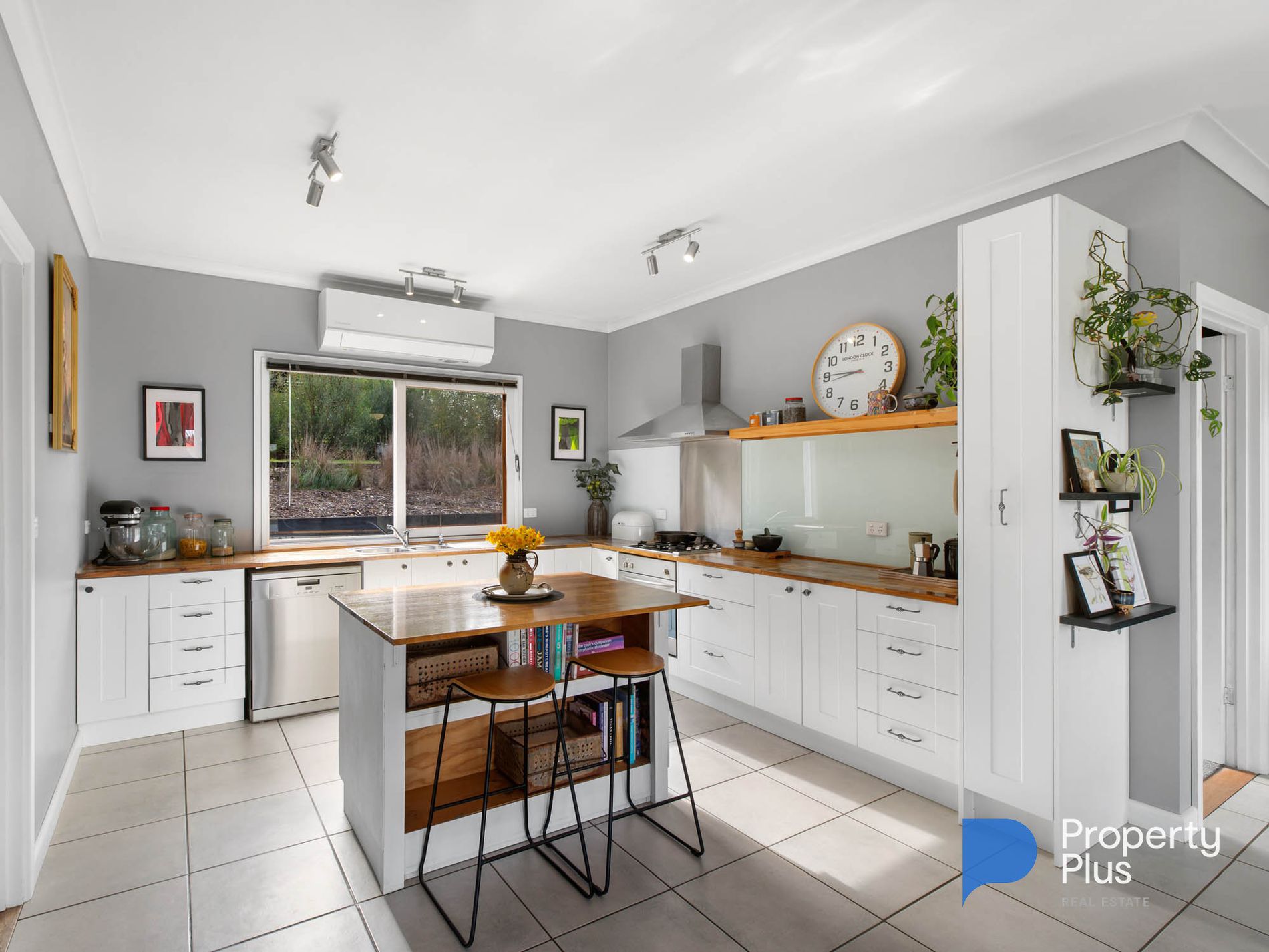 21 Taylor Road, Yapeen