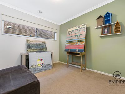 27 Savage Way, Clyde North