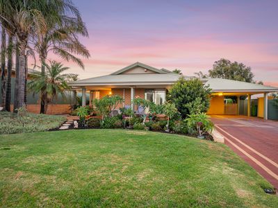 4 Chapman Drive, Somerville