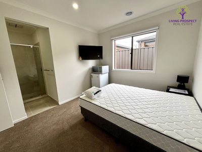 29 Malone Circuit, Deanside