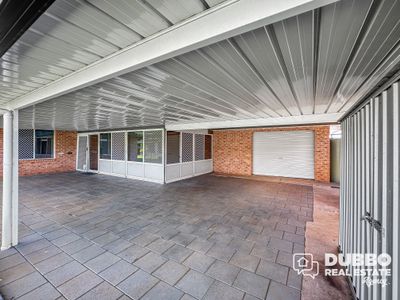 8 Edinburgh Avenue, Dubbo