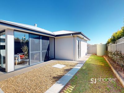 5 Venetian Court, Dubbo