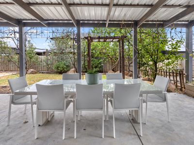 25 Wireless Drive, Aintree