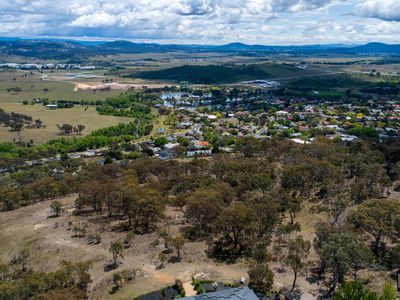 7 Walter Close, Jerrabomberra