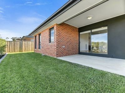 17 Chesney Rise, Officer