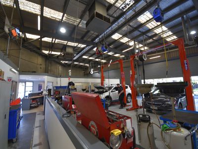 1A & 1B / 105 Main South Road, Morphett Vale