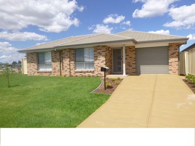 13 Volta Avenue, Dubbo