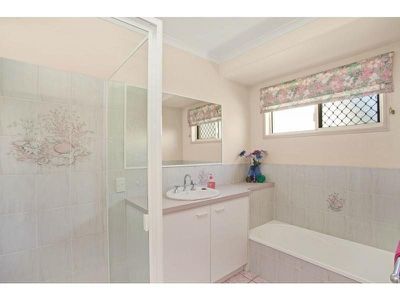 43 Gooloi Court, Tewantin