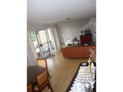 1 / 5 King Street, Ourimbah