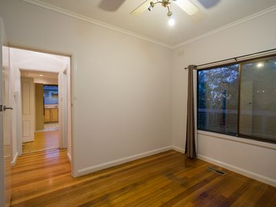 16 Joyhill Avenue, Box Hill South