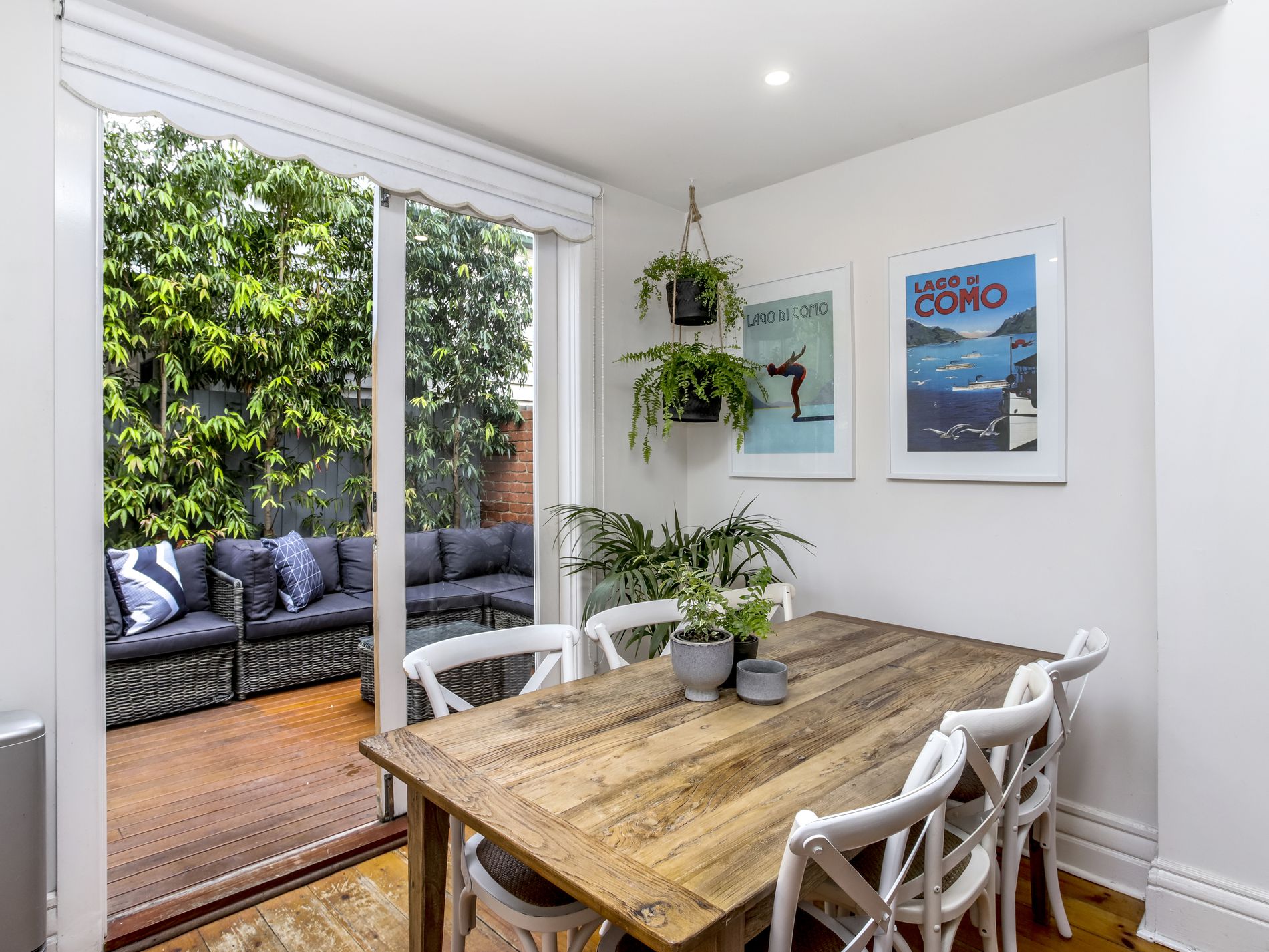 287 Douglas Parade, Newport