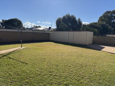 60 Best Street, Parkes