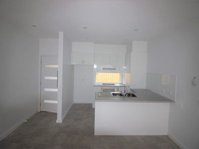 2 / 13 Hughes Street, Bell Park