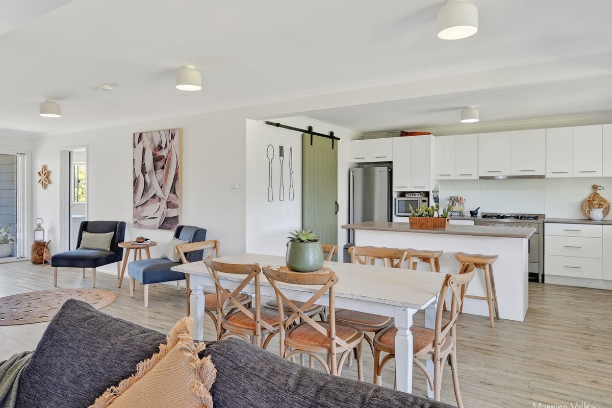 322 Hubbards Road North, Topi Topi