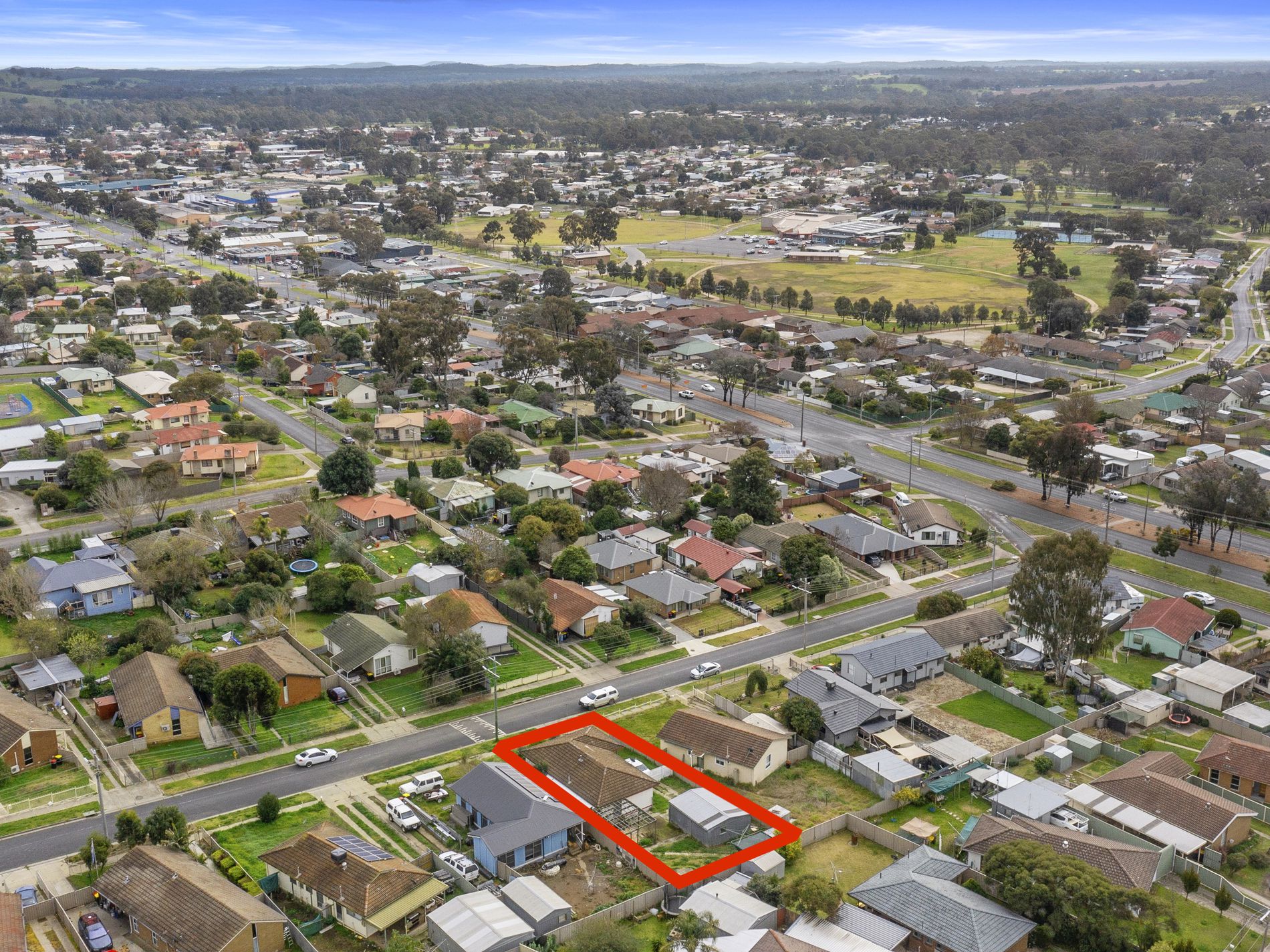 11 SMITH STREET, Seymour