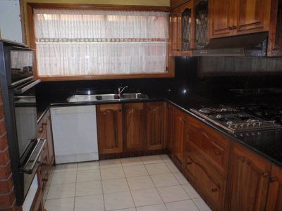31 President Road, St Albans