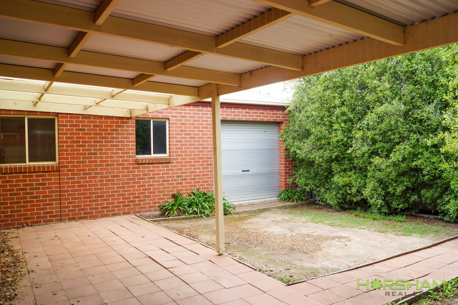 6 Royal Court, Horsham
